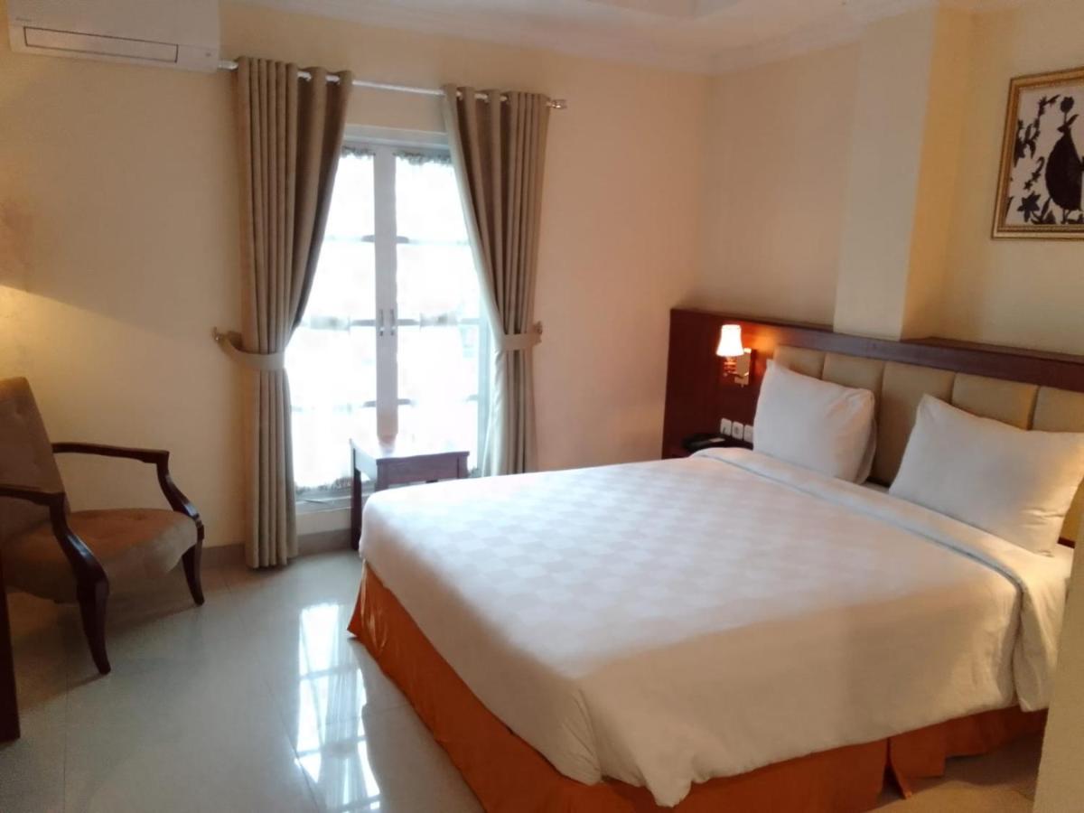 Le Semar Hotel Karawaci Dahung Экстерьер фото