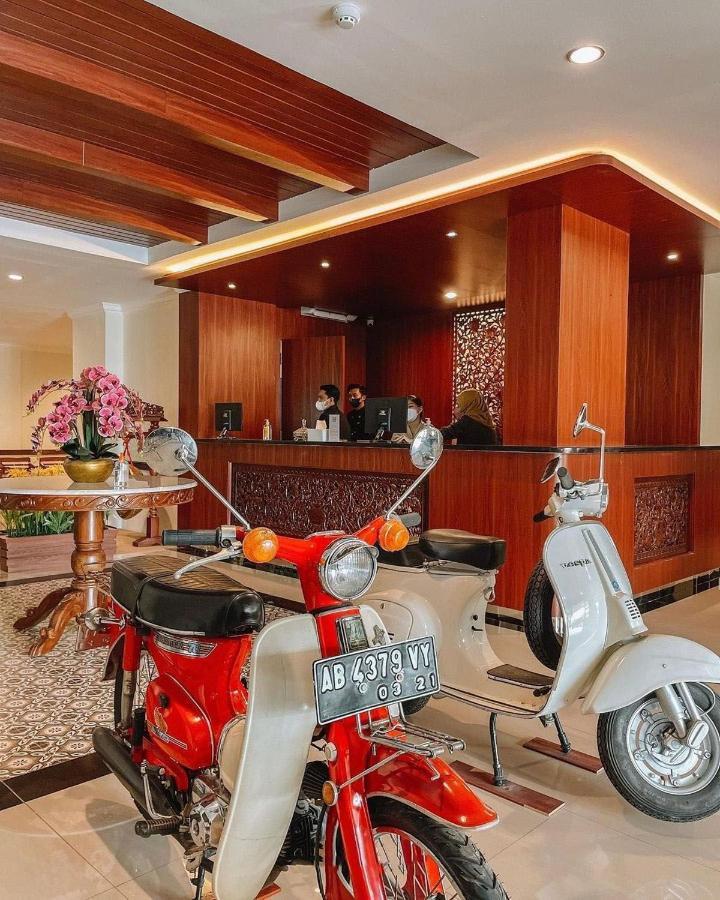 Le Semar Hotel Karawaci Dahung Экстерьер фото